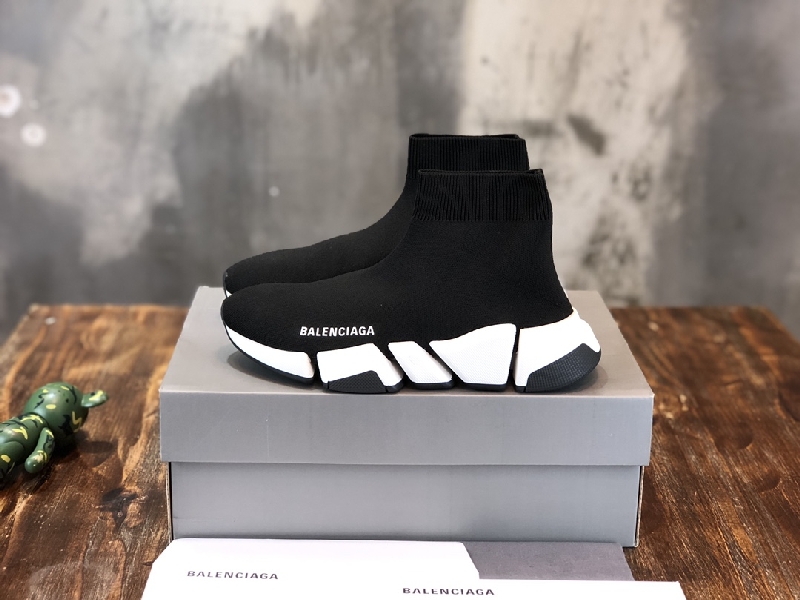 Replica Balenciaga Sneaker Speed Runner 2.0 in Black