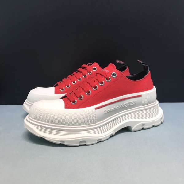 Replica Alexander McQueen Tread Slick Low in Red