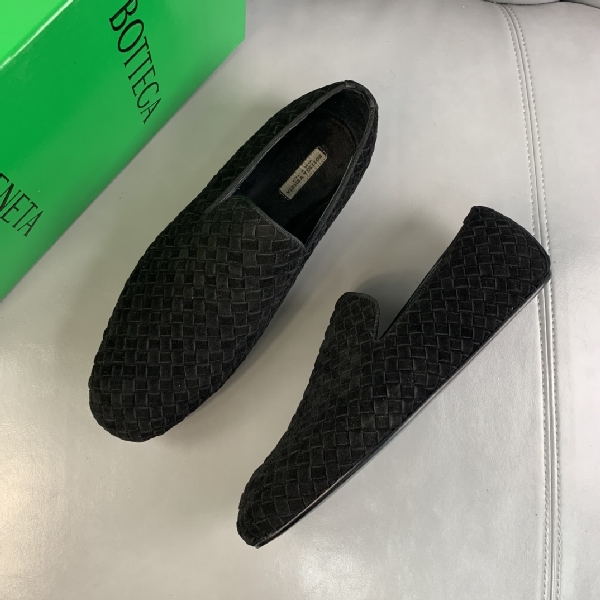 Replica Bottega Veneta Lofer in Black Leather