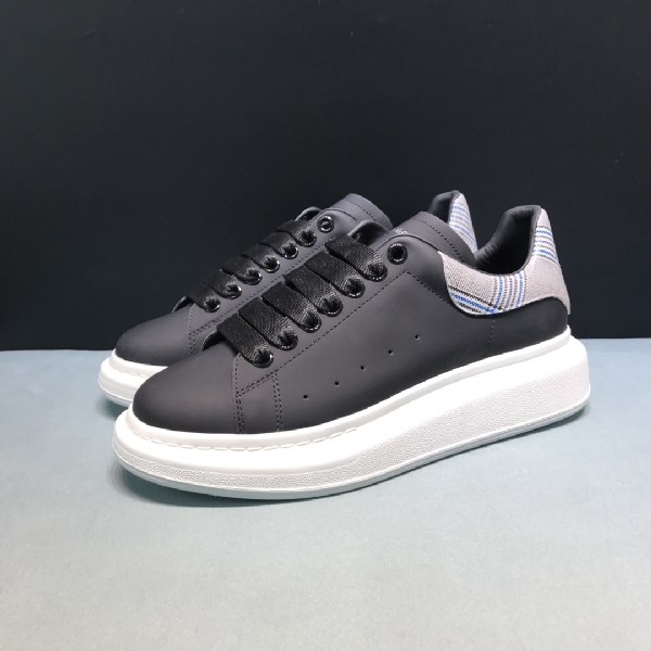 Replica Alexander McQueen Sneaker Oversized in Black