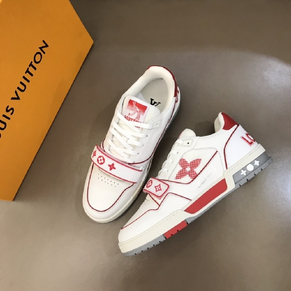 Replica Louis Vuitton Sneaker Trainer in Red