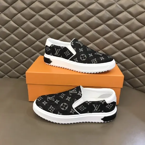 Replica Louis Vuitton 2022 new casualsneakers