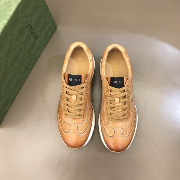 Replica GUCCI Men's Sneaker with calf