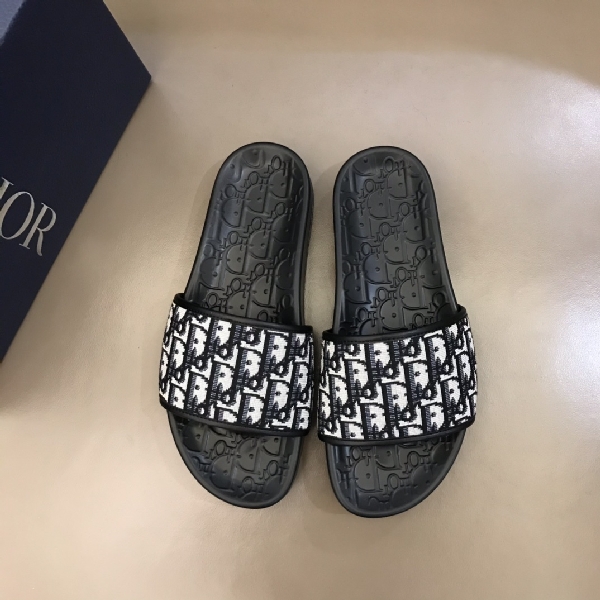 Replica Dior Slipper in Black