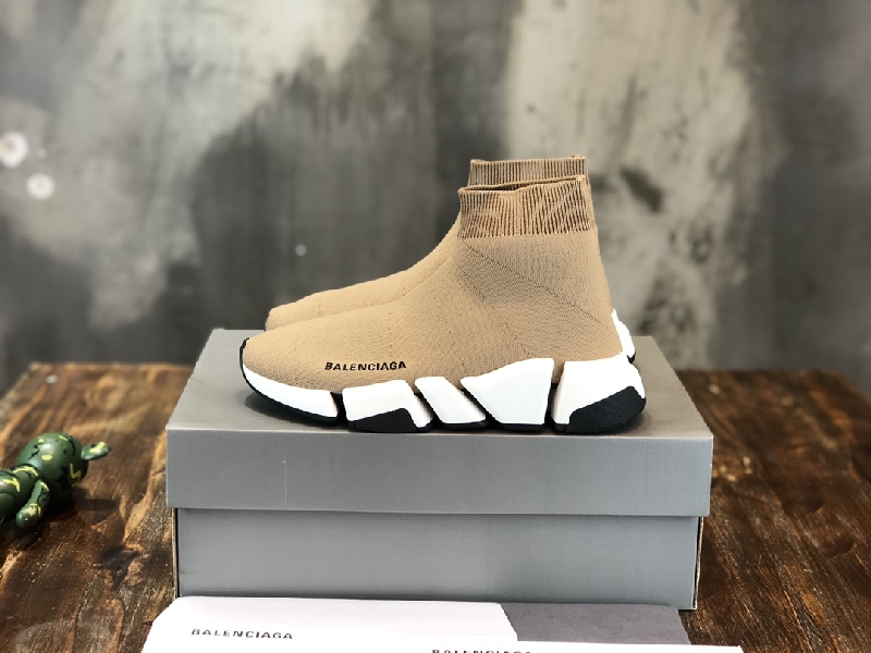 Replica Balenciaga Sneaker Speed Runner 2.0 in Cream