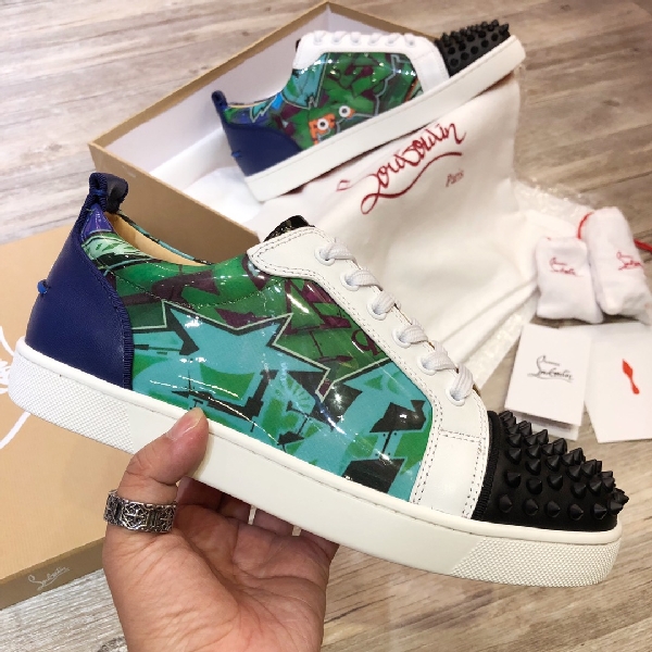 Replica Christian Louboutin Sneaker Junior Spikes Flat