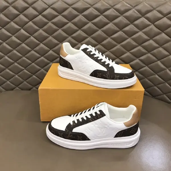 Replica LV 2022 Beverly Hills sneakers in black