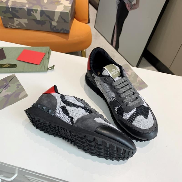 Replica Valentino Sneaker Rockrunner in Black