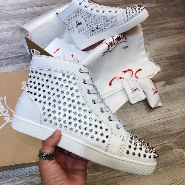 Replica Christian Louboutin Sneaker Louis Orlato Flat