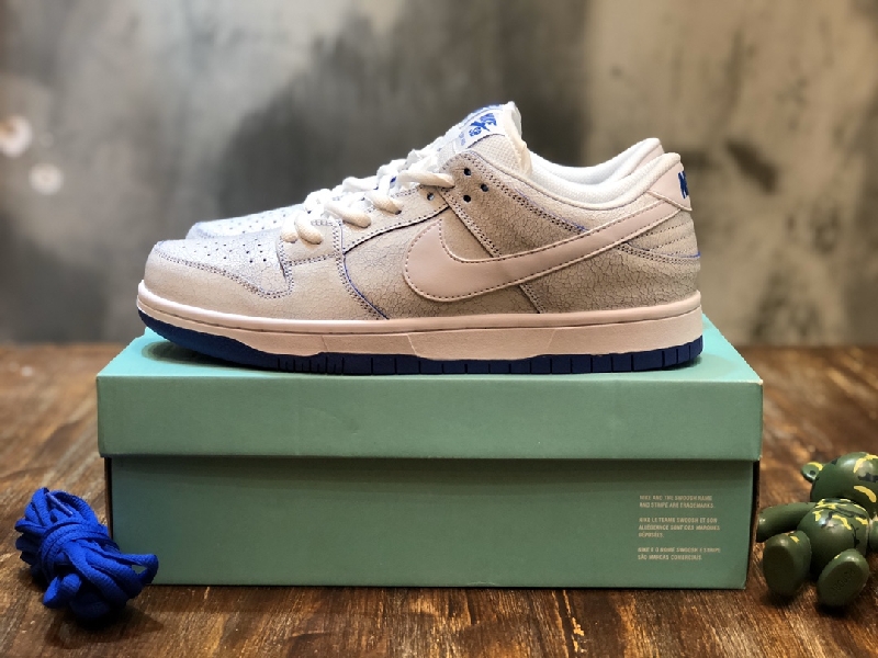 Replica Nike Sneaker Air Jordan1 Low white blue"