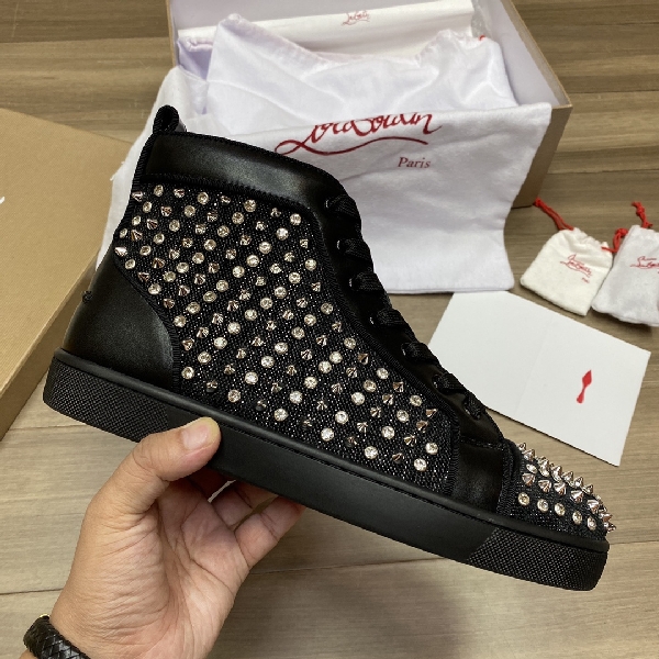 Replica Christian Louboutin Sneaker Louis Orlato Flat