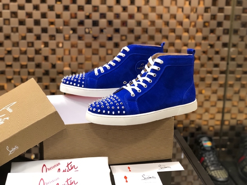 Replica Christian Louboutin Sneaker Lou Spikes Orlato Flat