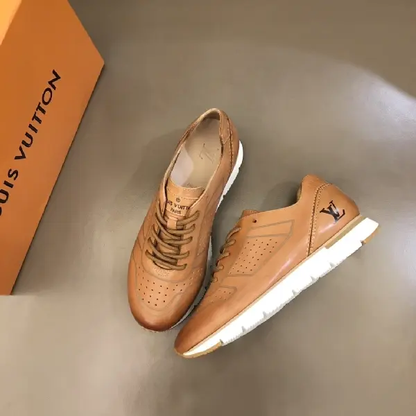 Replica Louis Vuitton 2022 top quality casual sneakers