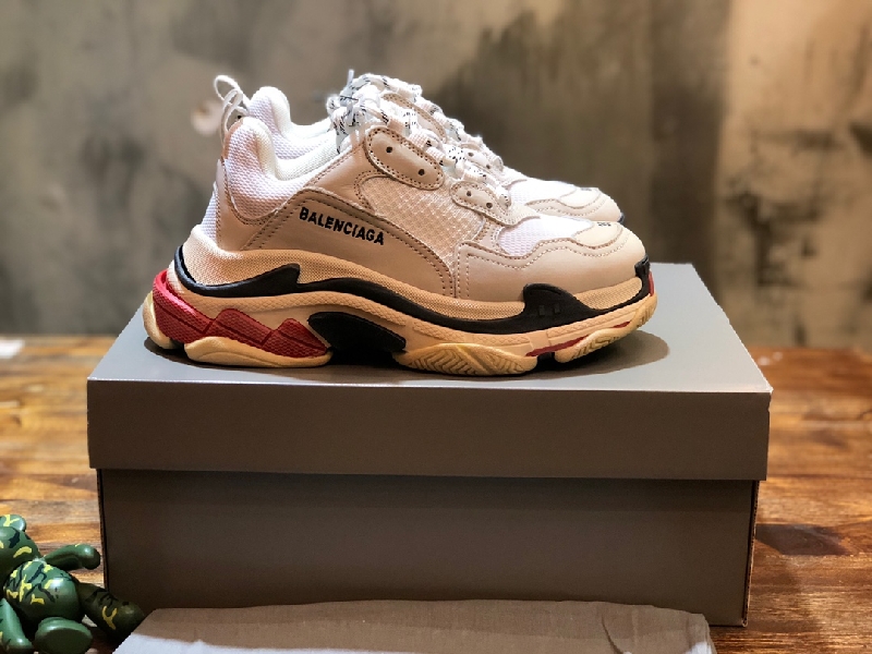 Replica Balenciaga Sneaker Triple S in White