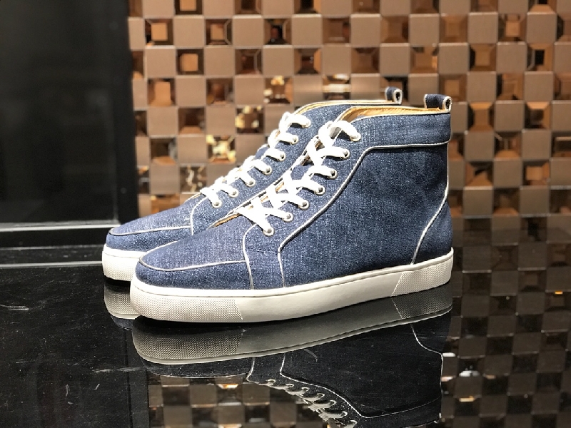 Replica Christian Louboutin Sneaker Louis Orlato Flat