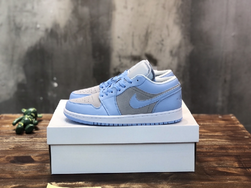 Replica NIKE Air Jordan 1 Low Sneaker