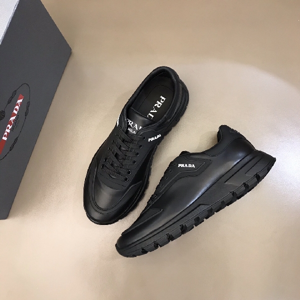 Replica Prada Sneaker PRAX in Black