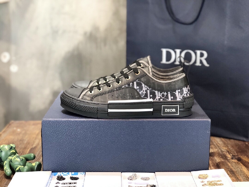 Dior B23'Homme x Kaws By Kim Jones low Sneaker