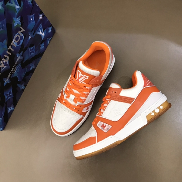 Replica Louis Vuitton Sneaker Trainer in Orange