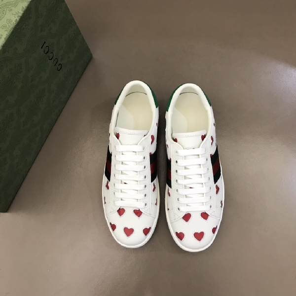 Replica GUCCI classic Sneaker white shoes series