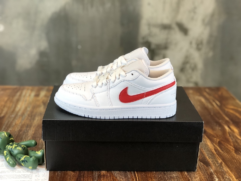 Replica Nike Sneaker Air Jordan1 Low University Bed