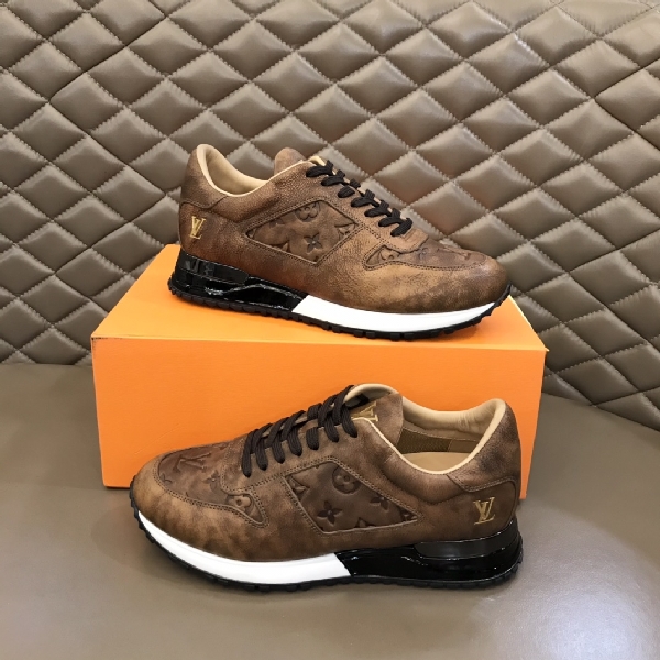 Replica Louis Vuitton Sneaker Run Away in Brown