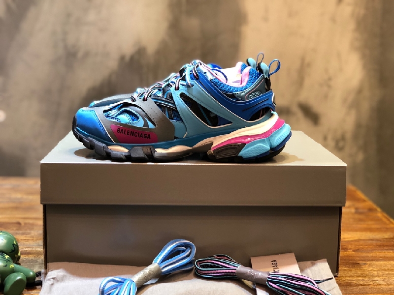 Replica Balenciaga Sneaker Track Sneaker in Blue