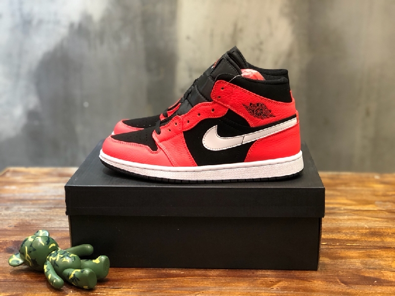 Replica Nike Sneaker Air Jordan 1 High top