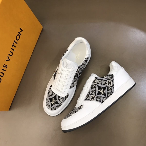 Replica Louis Vuitton Sneaker Rivoli in White