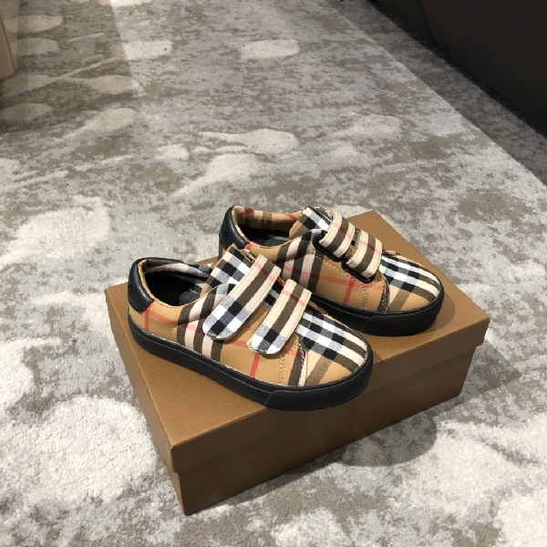 Replica Burberry classic stripe Children's Sneakers