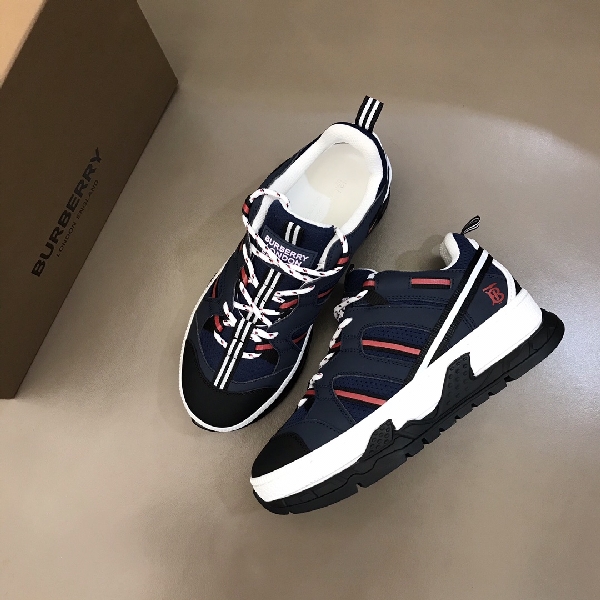 Replica BurBerry Sneaker Union in Black