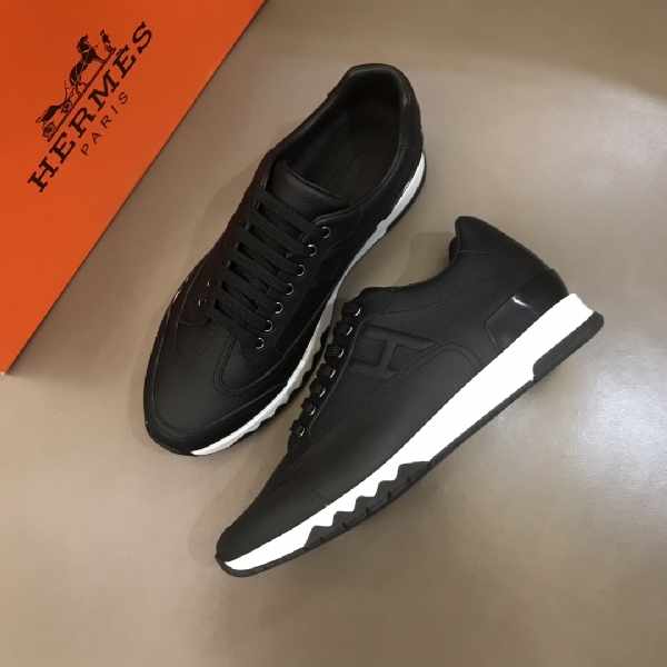 Replica Hermes Sneaker TRAIL in Black