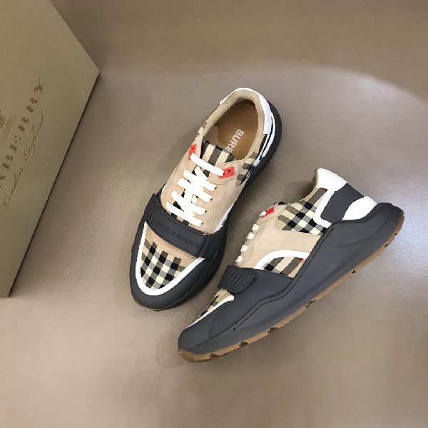 Replica BurBerry Sneaker Vintage Check Cotton in Black