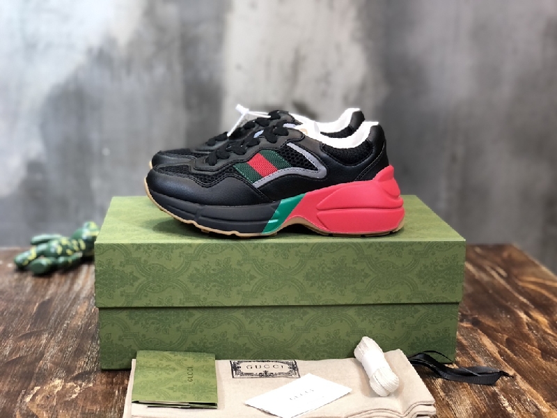 Replica Gucci Sneaker Rhyton Vintage in Black with Red