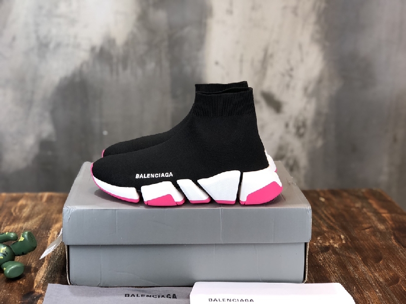 Replica Balenciaga Sneaker Speed Runner 2.0 in Black