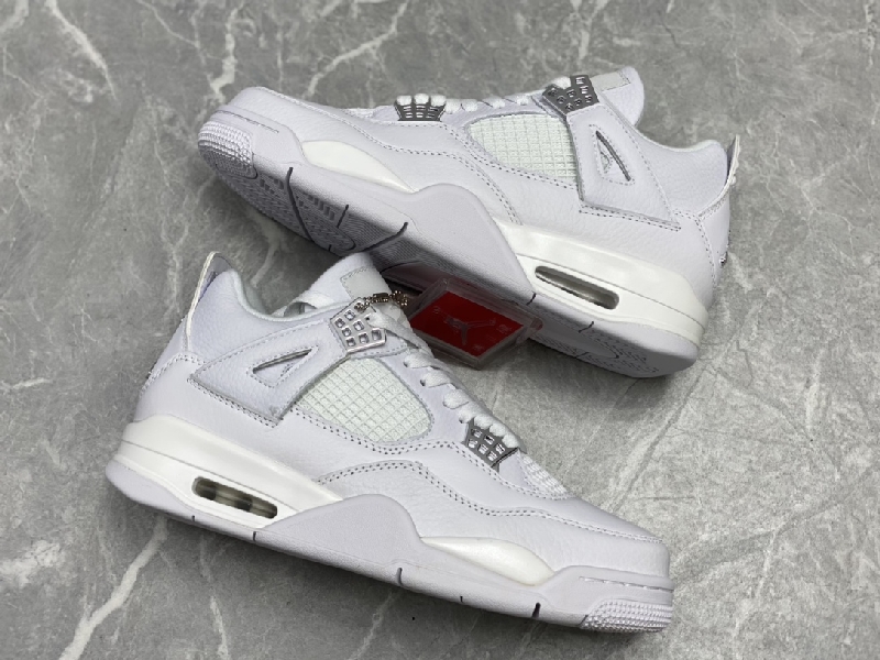 Replica Nike Sneaker Air Jordan4 in White