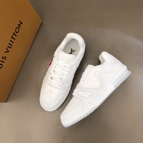 Replica Louis Vuitton Sneaker Trainer in White sole