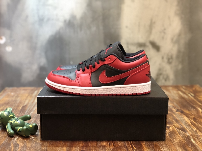 Replica Nike Sneaker Air Jordan1 Low Black Red Toe"