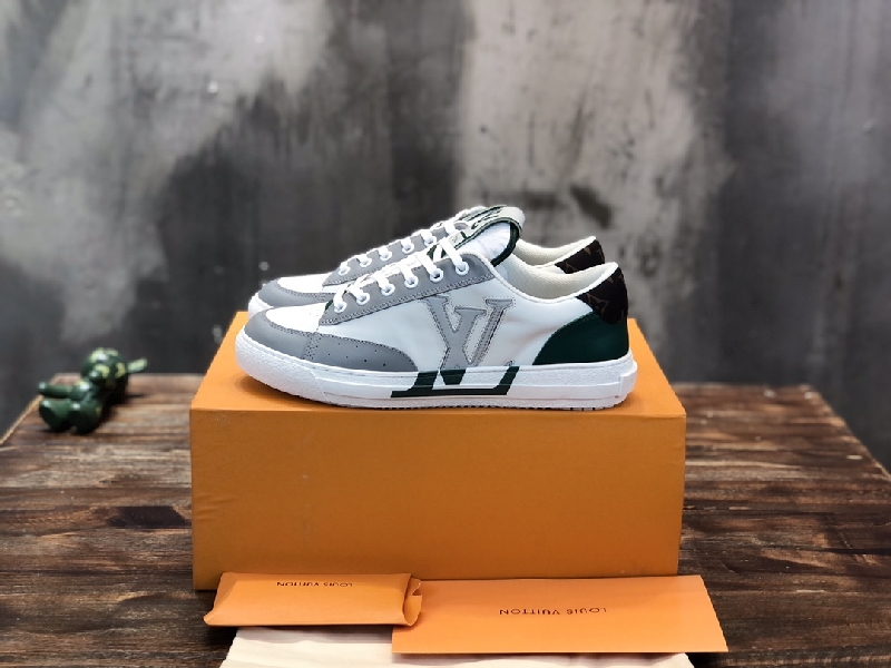 Replica LV TOP quality New collection Couple sneaker