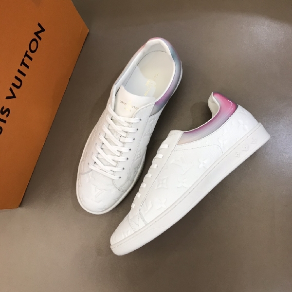 Replica Louis Vuitton Sneaker Rivoli in White