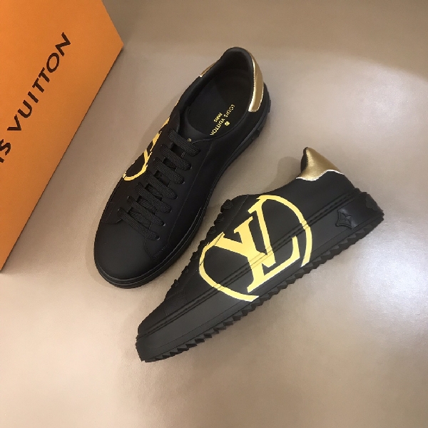 Replica Louis Vuitton Sneaker Luxembourg in Black