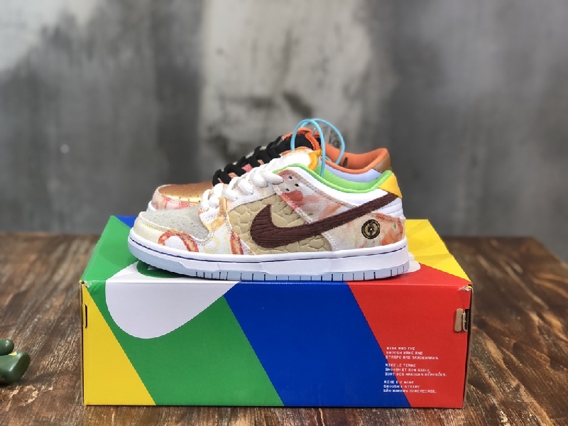 Replica Nike Sneaker SB Dunk Low CNY in Print