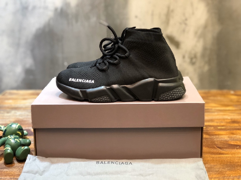 Replica Balenciaga Sneaker Speed Runner 2.0 in Black