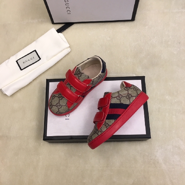 Replica Gucci Rhyton Vintage Trainer children Sneaker