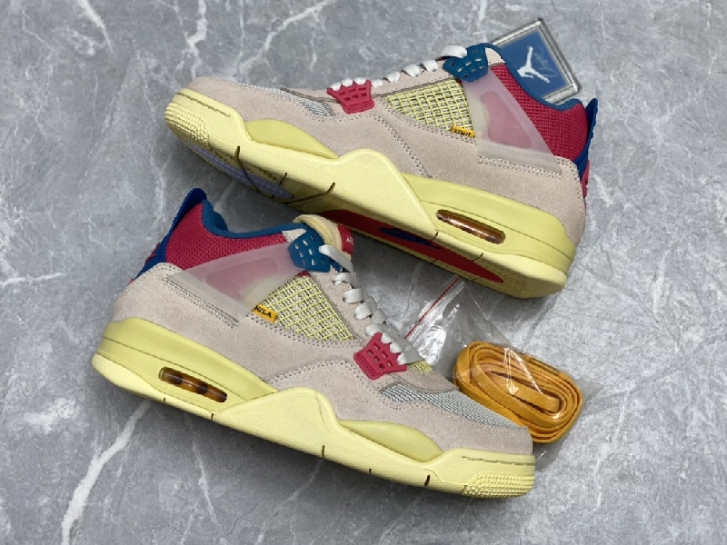 Replica Nike Sneaker Air Jordan4 in Khaki