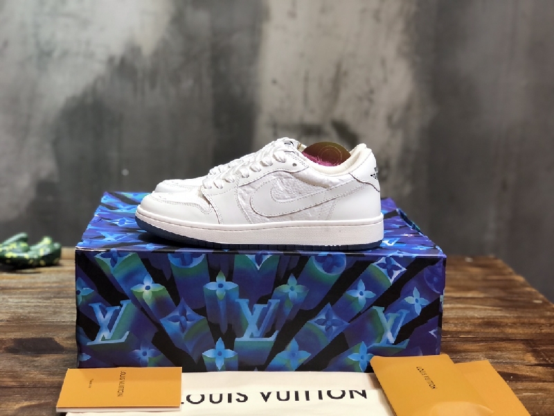 Replica LV x AJ1 Lace-up Sneakers In White