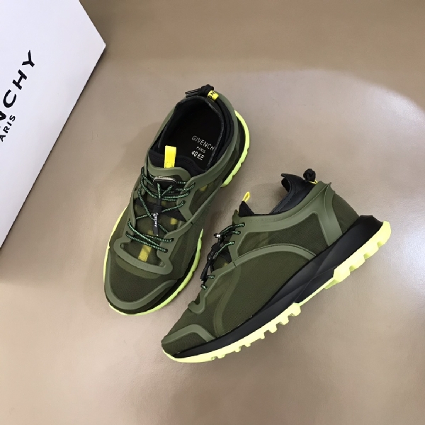 Replica Givenchy Sneaker Spectre in Green