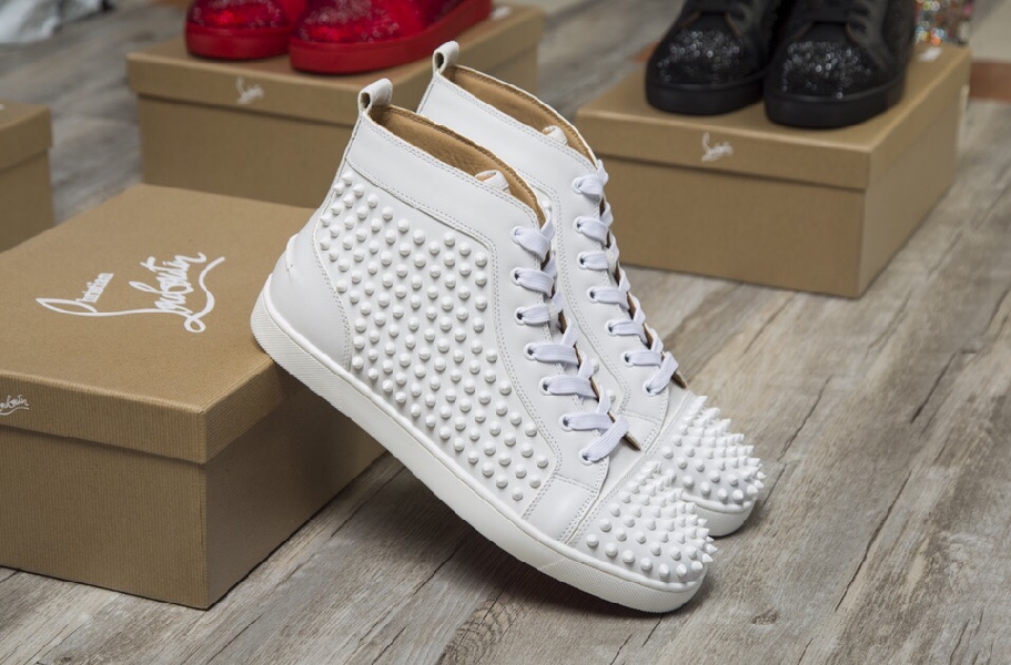 Replica Christian Louboutin Sneaker Louis Spikes Flat