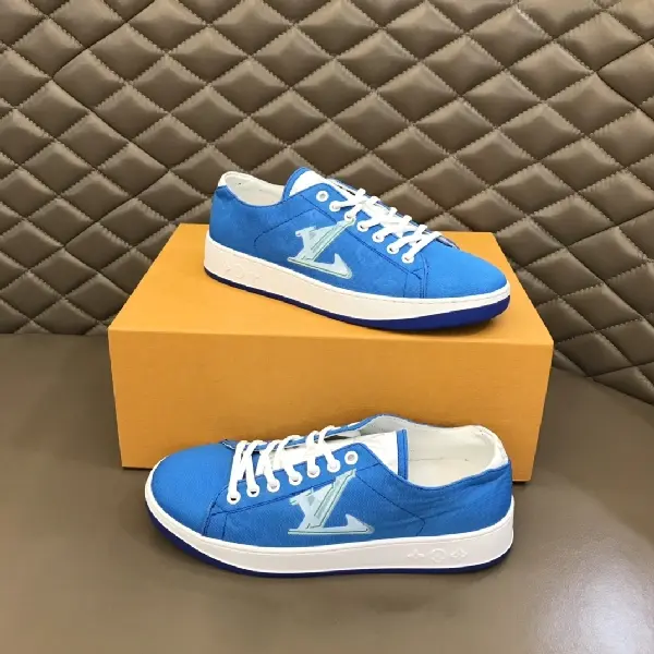 Replica Louis Vuitton 2022 classic casual sneakers