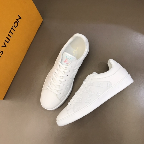 Replica Louis Vuitton Sneaker Luxembourg in White